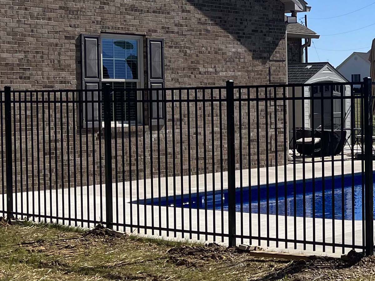 Photo of a Gallatin TN aluminum fence