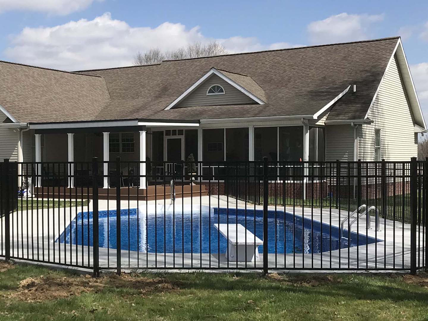 Photo of an Owensboro Kentucky aluminum fence