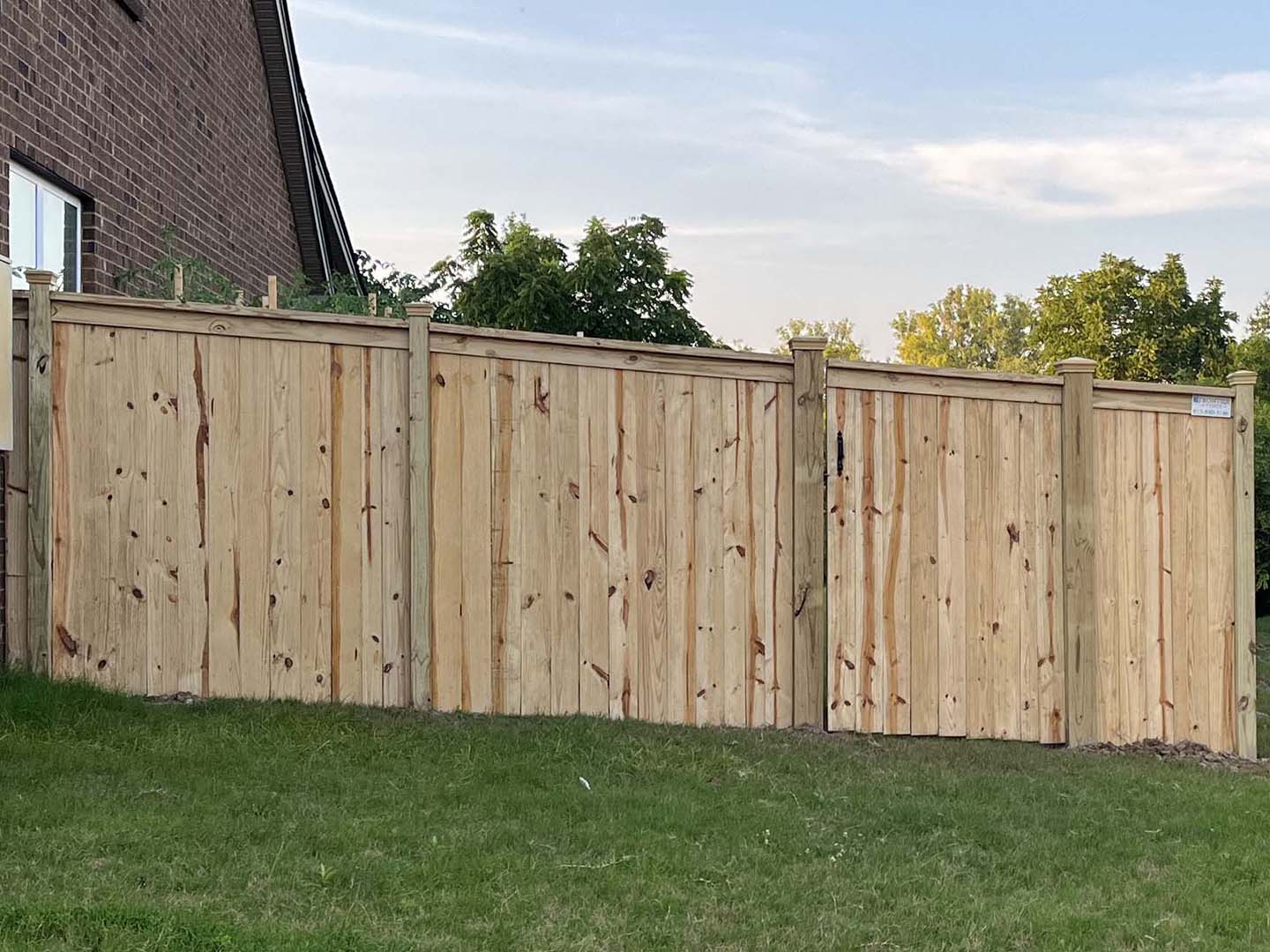 Blog about DIY fence materials in Gallatin, Tennessee